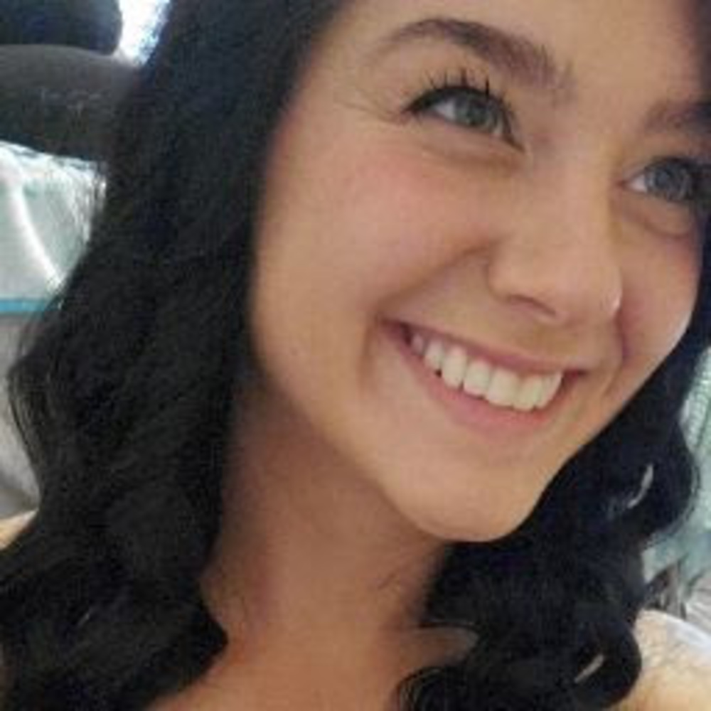 Meet your Posher, Christiauna